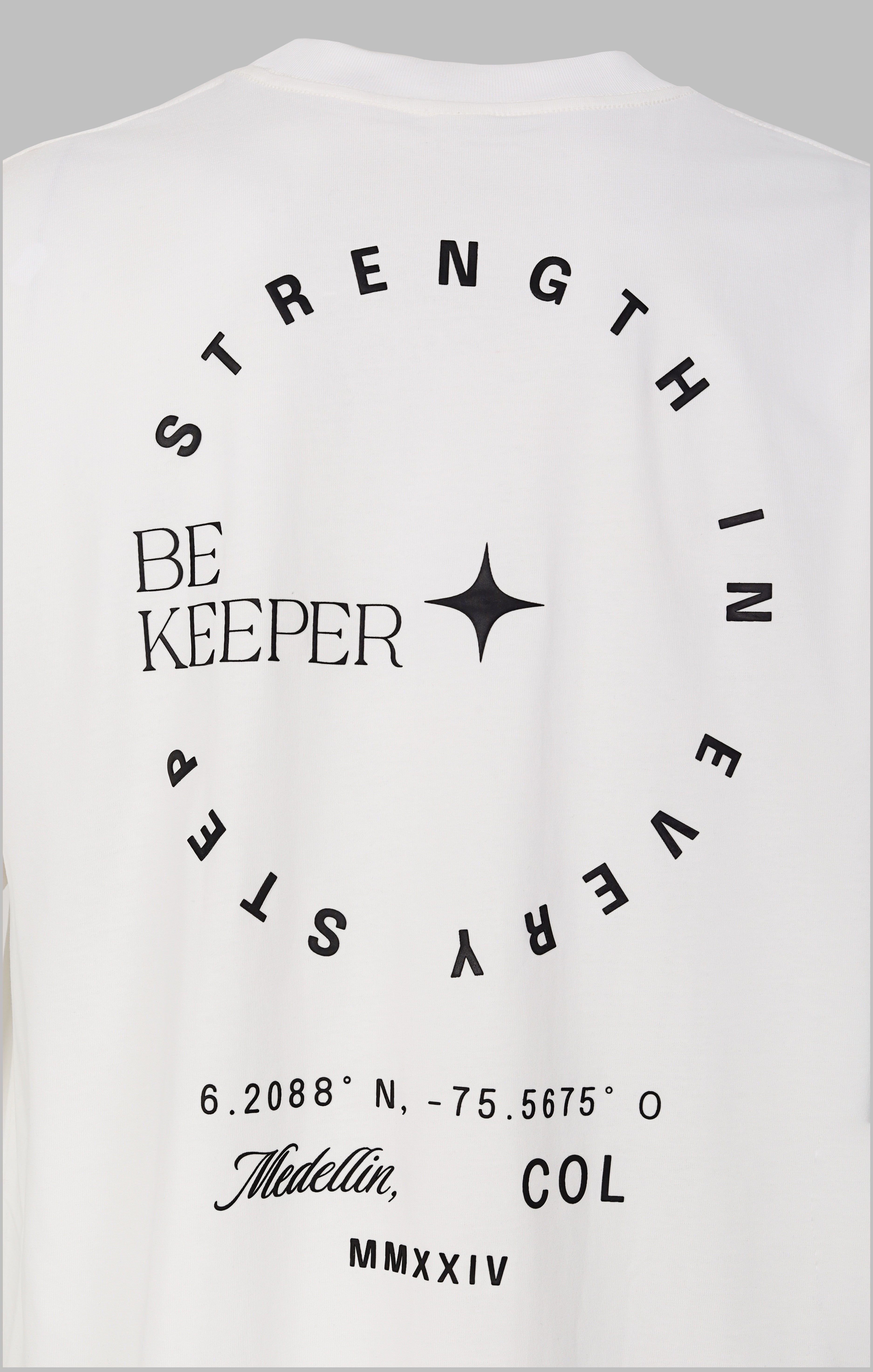 CAMISETA MEDELLIN. Regular