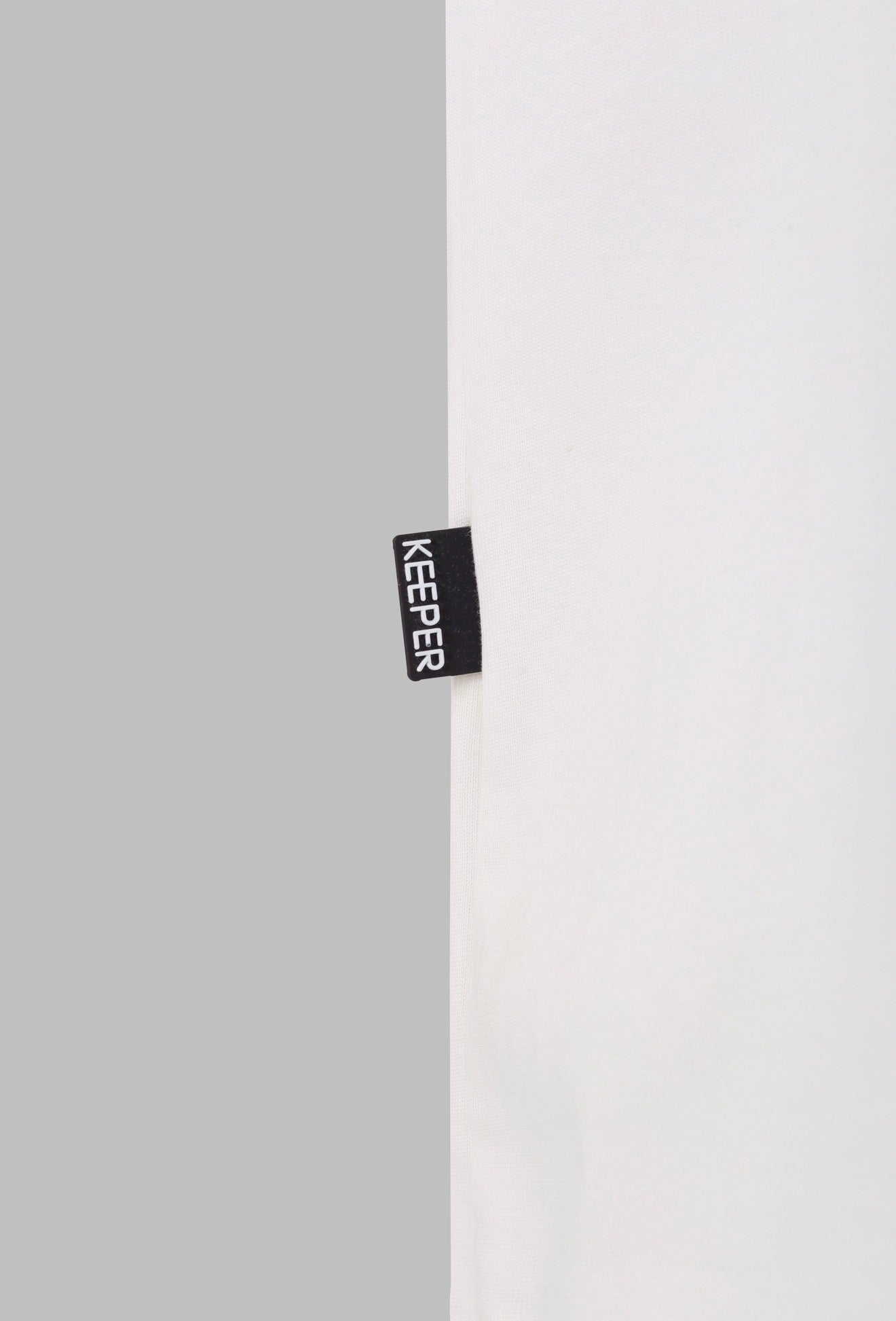 CAMISETA UNDEFINED BLANCO. Oversize