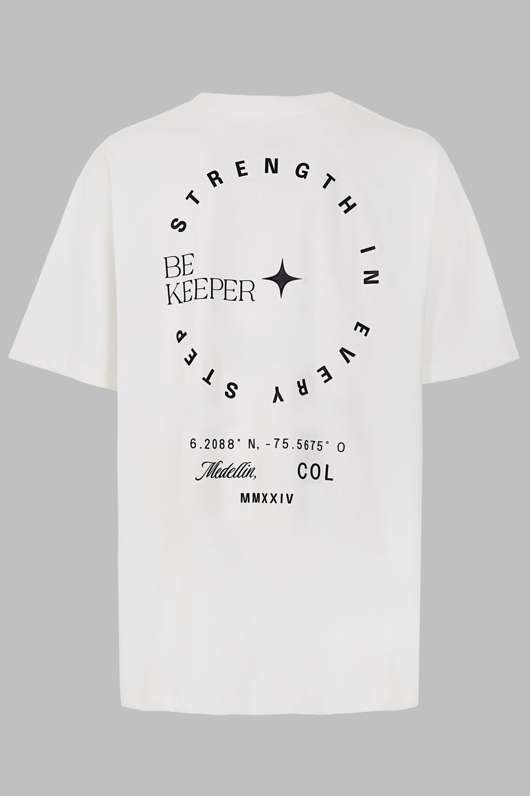 CAMISETA MEDELLIN. Oversize